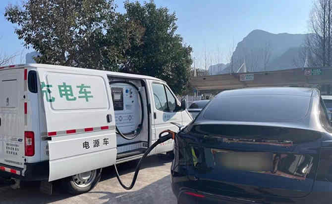 紫阳汽车搭电